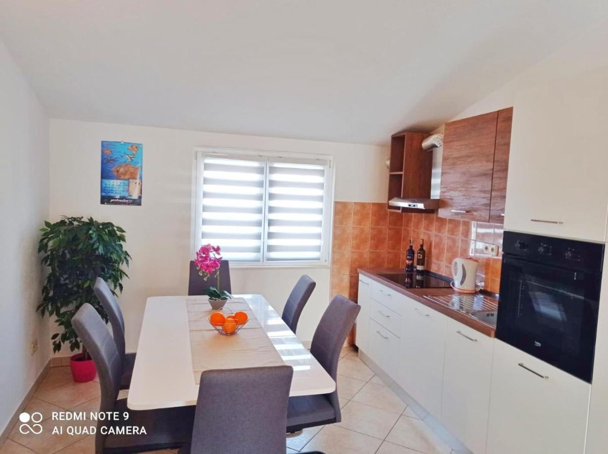 Apartman Mia With Pool1 斯普利特 外观 照片