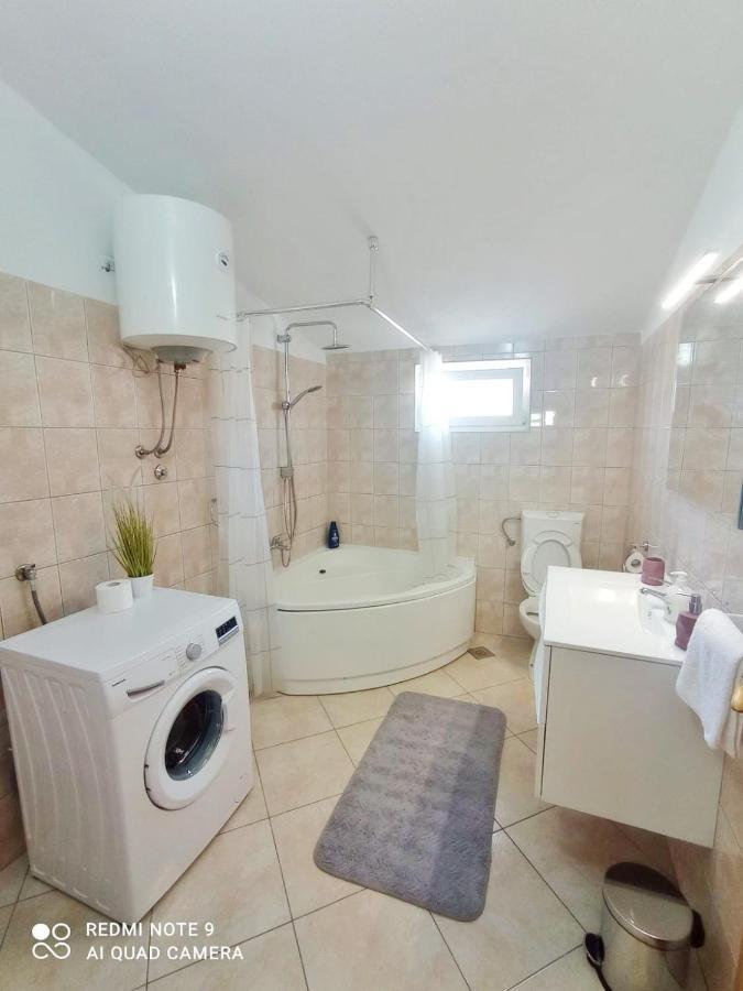 Apartman Mia With Pool1 斯普利特 外观 照片