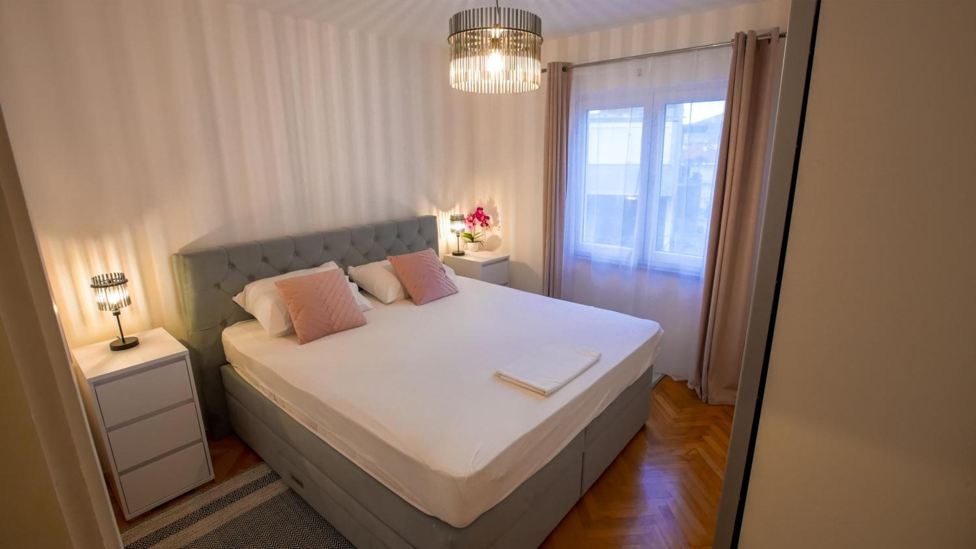 Apartman Mia With Pool1 斯普利特 外观 照片