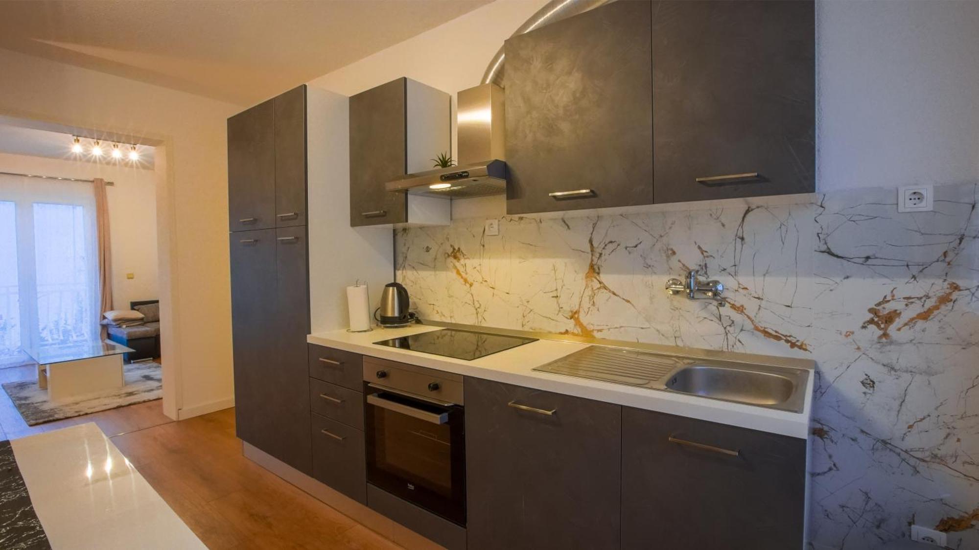 Apartman Mia With Pool1 斯普利特 外观 照片