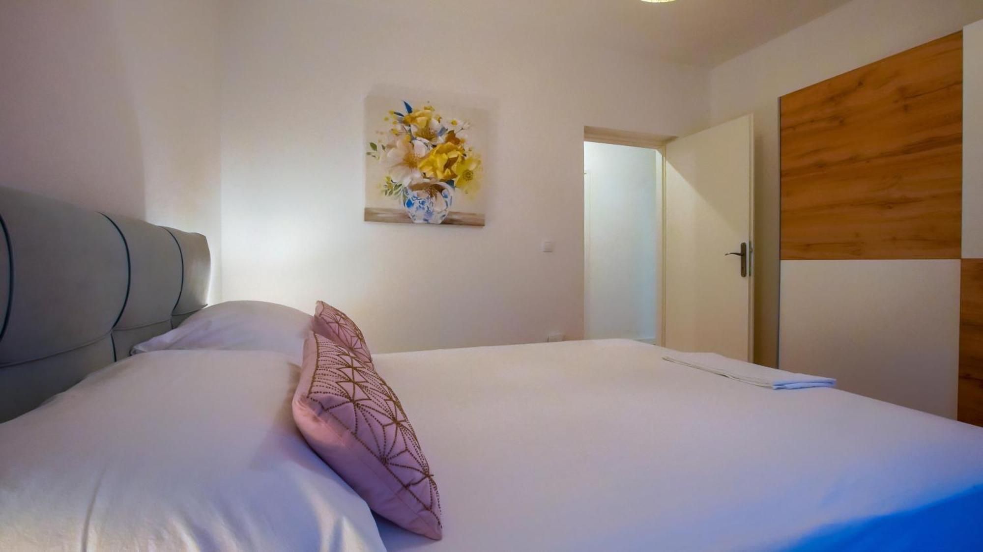 Apartman Mia With Pool1 斯普利特 外观 照片