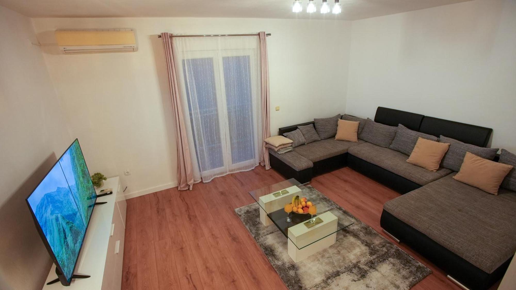 Apartman Mia With Pool1 斯普利特 外观 照片