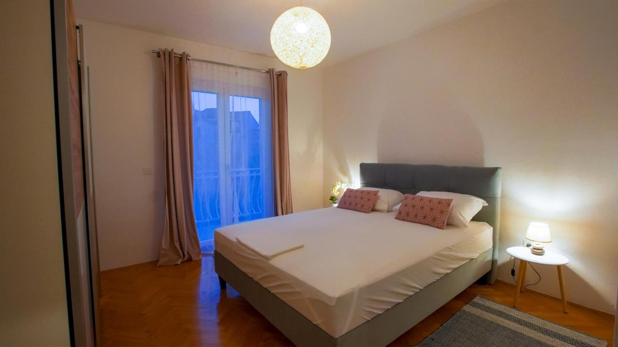 Apartman Mia With Pool1 斯普利特 外观 照片